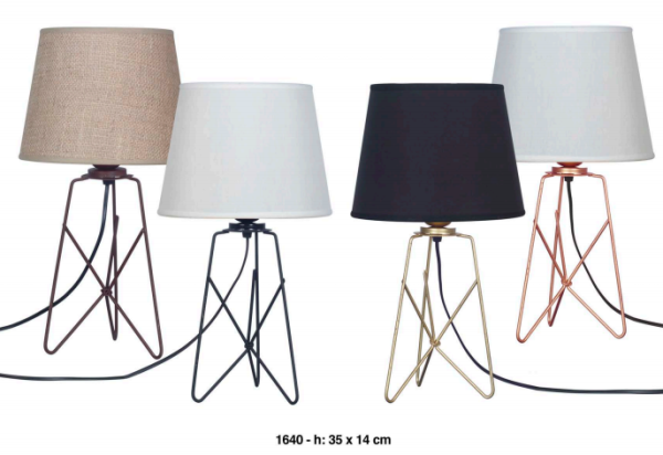 LÁMPARA DE MESA BASE TRÍPODE METALICA NEGRO LUX